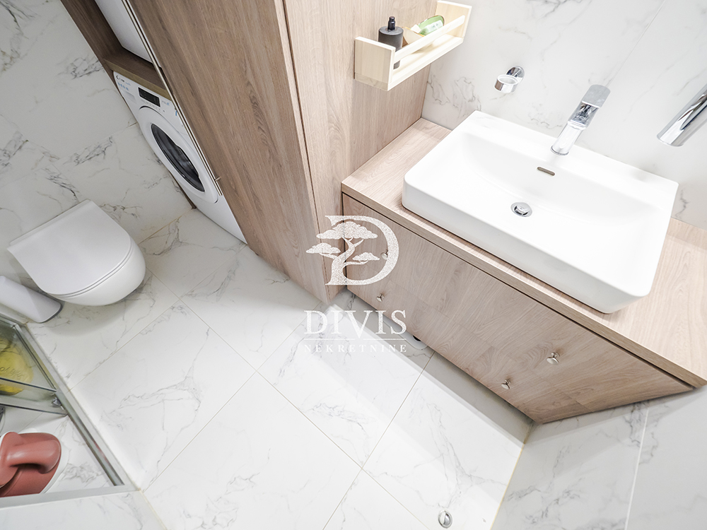 Slika 10 - Kneza Stracimira, Četvorosoban stan na prodaju, 119m2, 549.000€